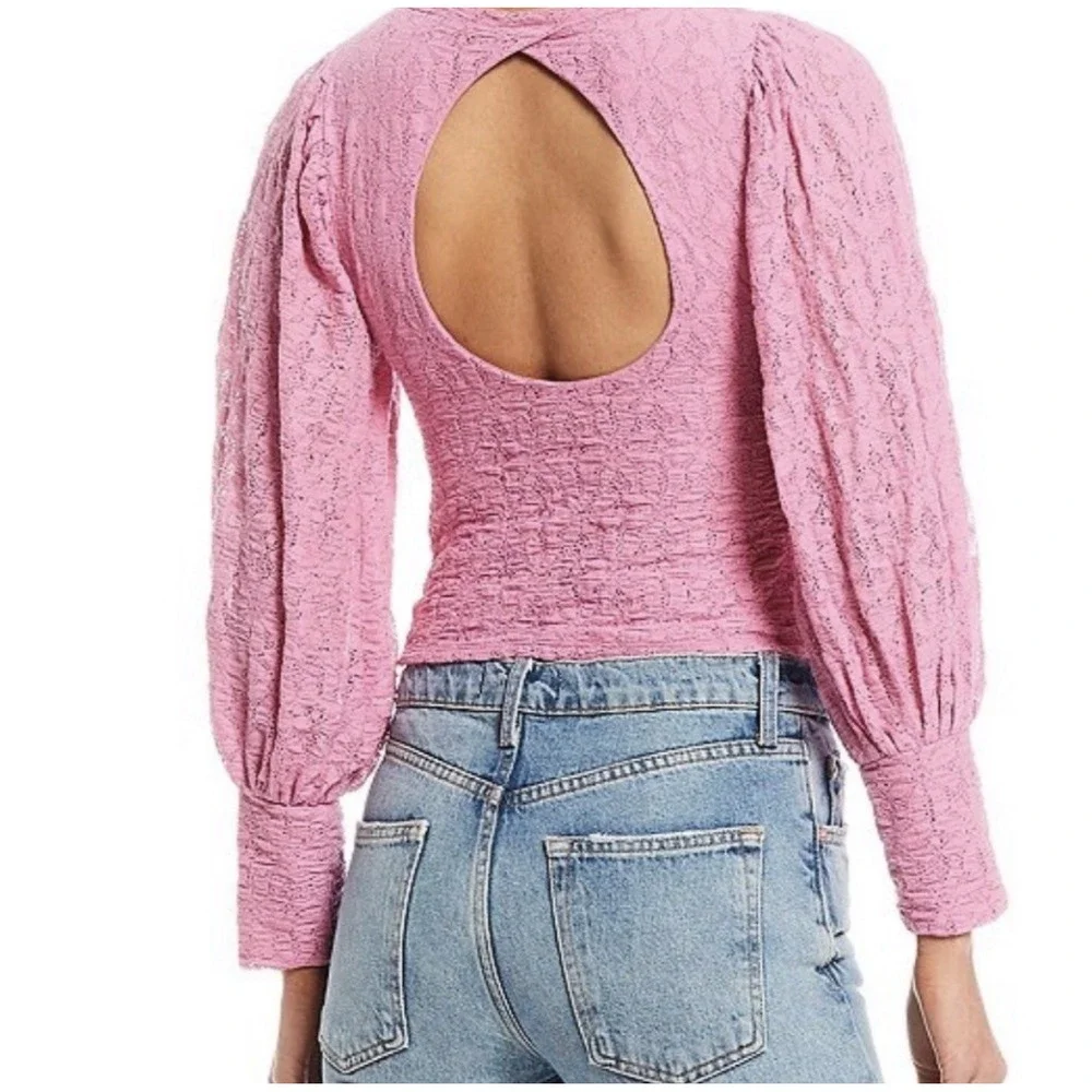 Free People Tea Time Blouse Size Large Pink Lace Open Back‎ Puff Sleeve NWT